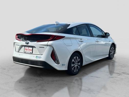 2021 Toyota Prius Prime LE