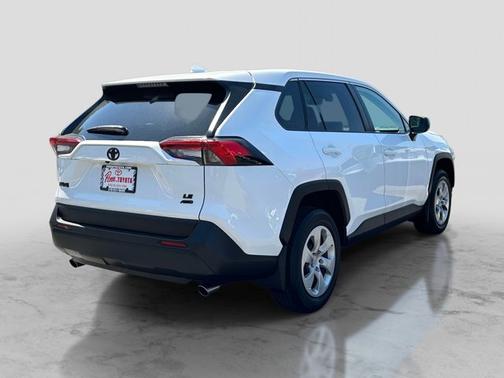 ICE CAP 2023 Toyota RAV4 LE