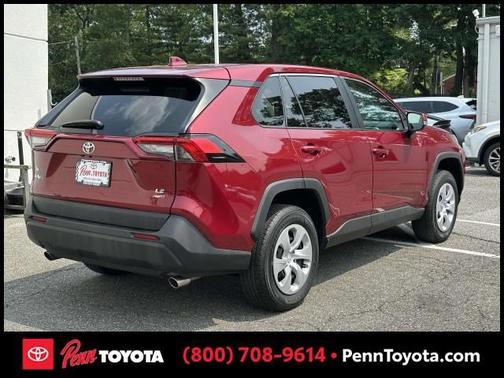 2022 Toyota RAV4 LE