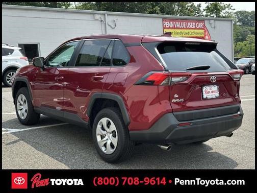 2022 Toyota RAV4 LE