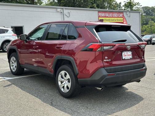 2022 Toyota RAV4 LE