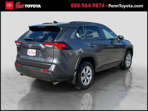 2019 Toyota RAV4 LE