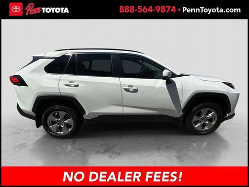 ICE CAP 2023 Toyota RAV4 XLE