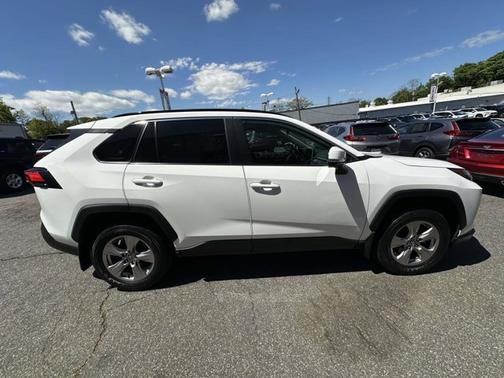 ICE CAP 2023 Toyota RAV4 XLE