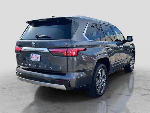 2023 Toyota Sequoia Capstone