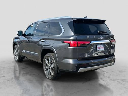 2023 Toyota Sequoia Capstone