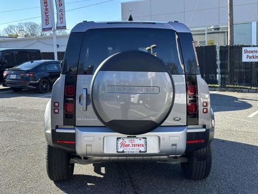 2022 Land Rover Defender S