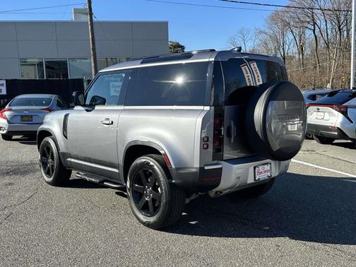 2022 Land Rover Defender S