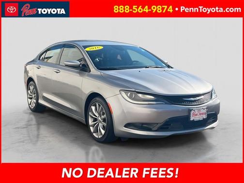 2016 Chrysler 200 S