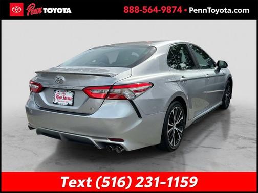 CELESTIAL SILVER METALLIC 2018 Toyota Camry SE