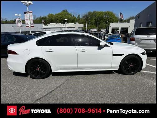 2022 Jaguar XF R-Dynamic SE