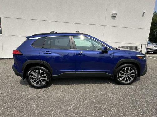 2022 Toyota Corolla Cross XLE