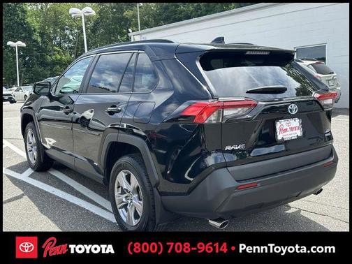 2022 Toyota RAV4 Hybrid XLE