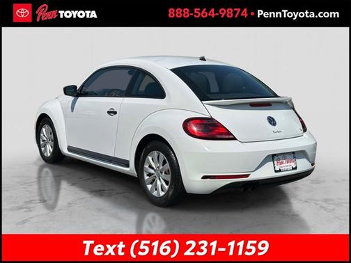 White 2018 Volkswagen Beetle 2.0T Coast