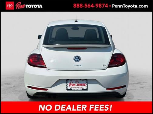 White 2018 Volkswagen Beetle 2.0T Coast