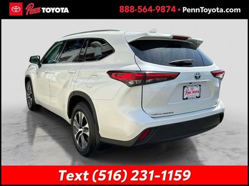 BLIZZARD PEARL 2020 Toyota Highlander Hybrid XLE