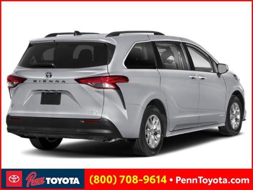 2025 Toyota Sienna XLE