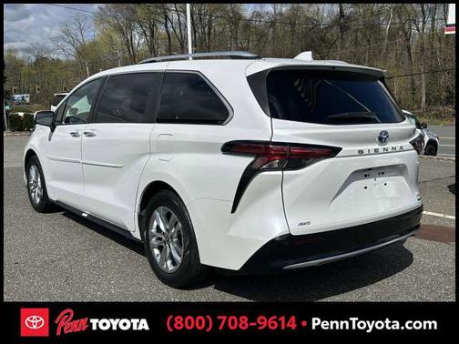 2022 Toyota Sienna Limited