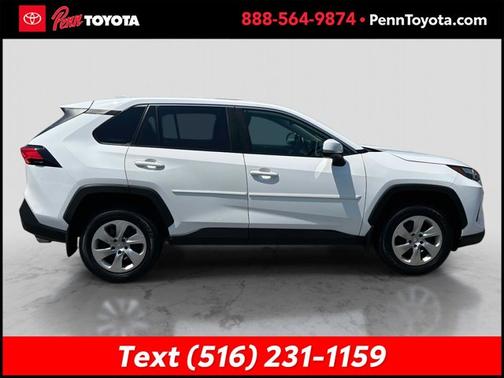 ICE CAP 2023 Toyota RAV4 LE