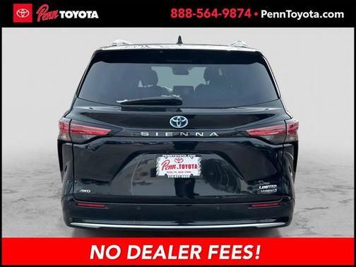 2023 Toyota Sienna Limited