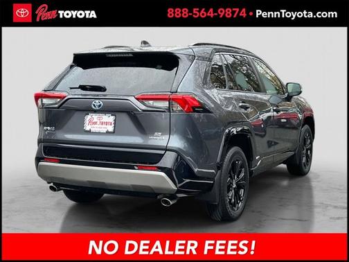 2022 Toyota RAV4 Hybrid SE