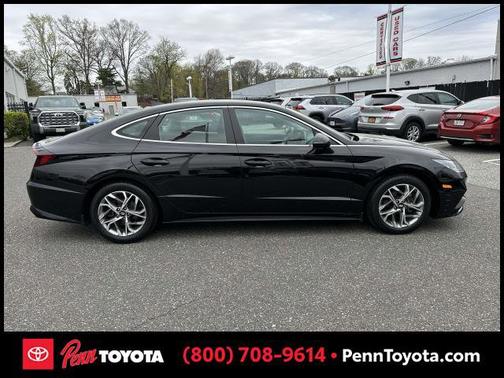 2022 Hyundai SONATA SEL