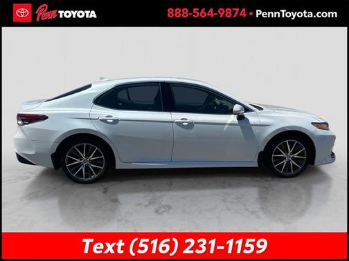 WIND CHILL PEARL 2023 Toyota Camry XLE