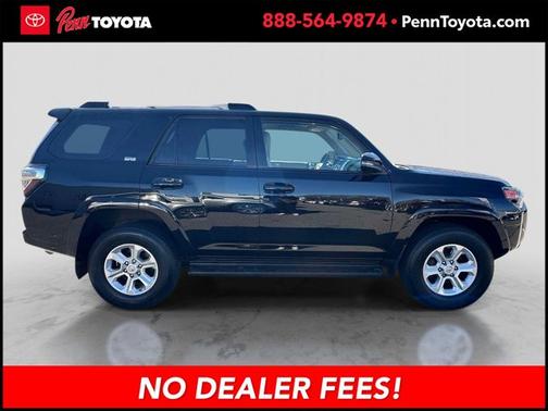 Midnight Black Metallic 2019 Toyota 4Runner SR5 Premium