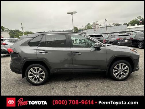2022 Toyota RAV4 XLE Premium