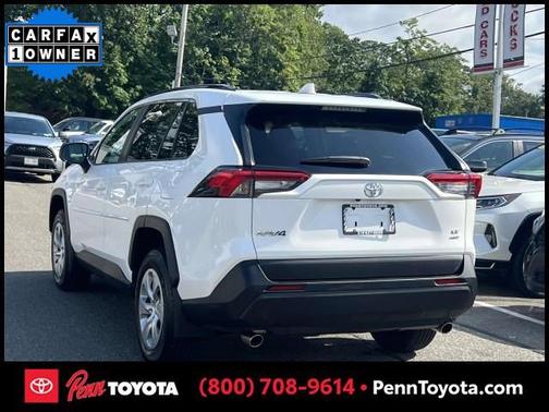 2020 Toyota RAV4 LE