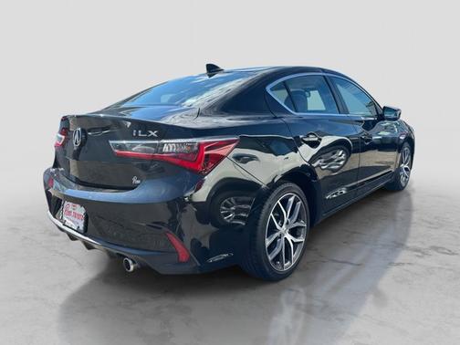 2019 Acura ILX w/Premium Pkg