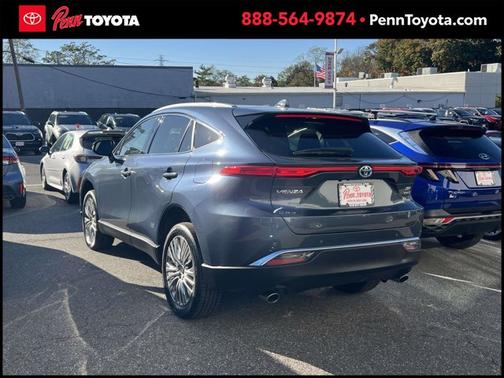 2022 Toyota Venza XLE