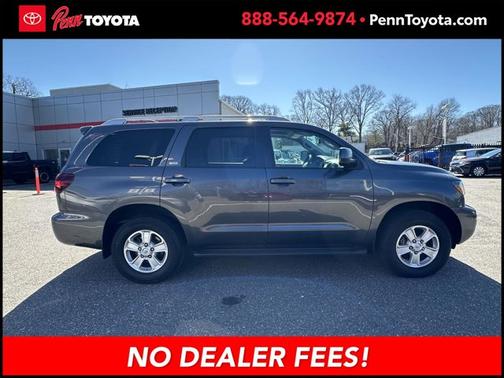 MAGNETIC GRAY METALLIC 2019 Toyota Sequoia SR5