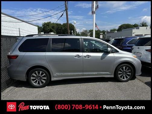 2018 Toyota Sienna Limited Premium