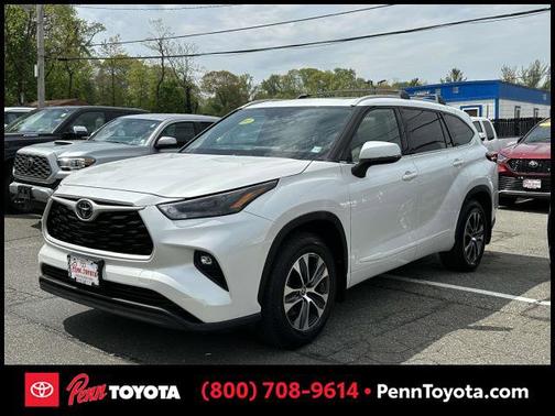 2022 Toyota Highlander XLE