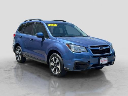 Quartz Blue Pearl 2017 Subaru Forester 2.5i Premium