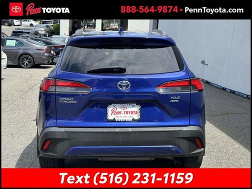 BLUE CRUSH METALL 2023 Toyota Corolla Cross XLE