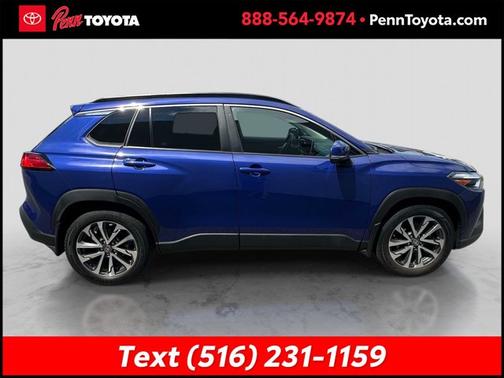 BLUE CRUSH METALL 2023 Toyota Corolla Cross XLE