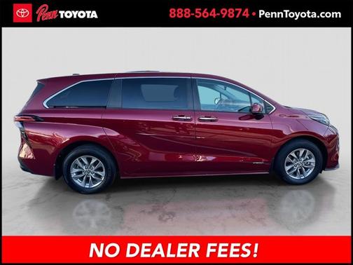 2021 Toyota Sienna XLE