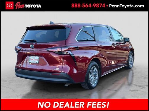 2021 Toyota Sienna XLE