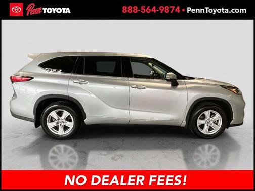 2020 Toyota Highlander LE