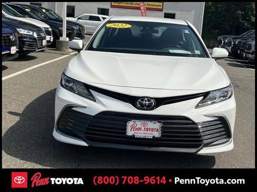 2022 Toyota Camry LE