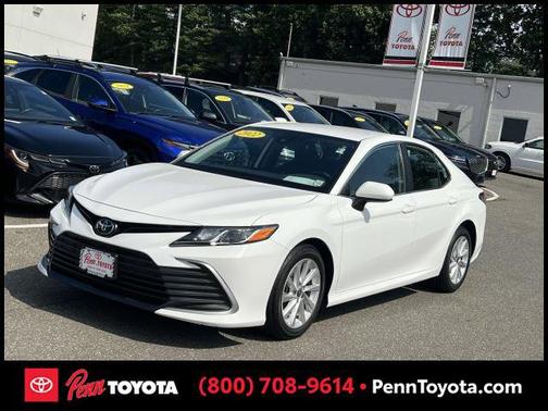 2022 Toyota Camry LE