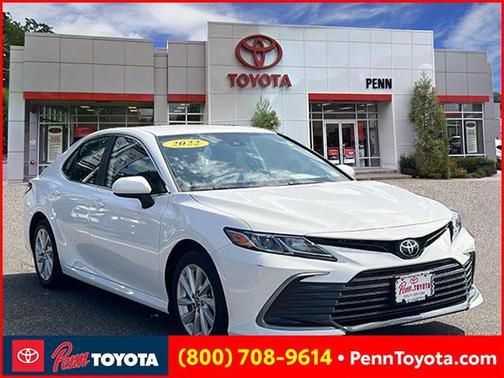 2022 Toyota Camry LE