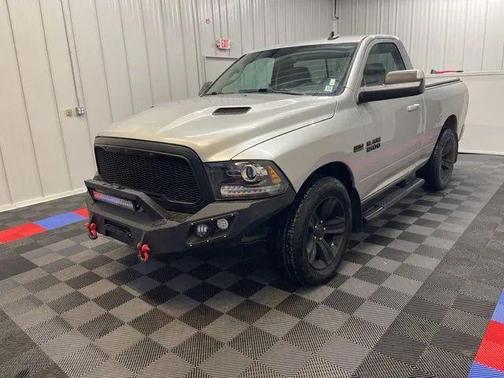 2017 RAM 1500 Night Regular Cab 4x4 6'4' Box
