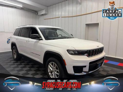 Bright White Clearcoat 2022 Jeep Grand Cherokee L Laredo