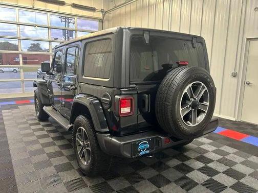 Black Clearcoat 2023 Jeep Wrangler 4-Door Sahara