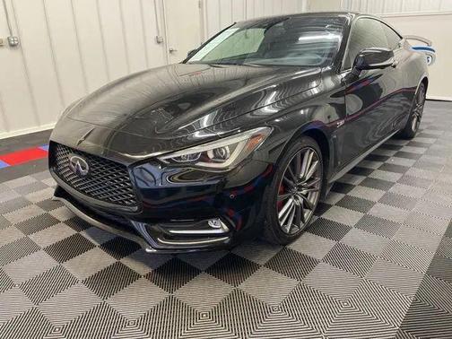 2017 INFINITI Q60 3.0t Red Sport 400