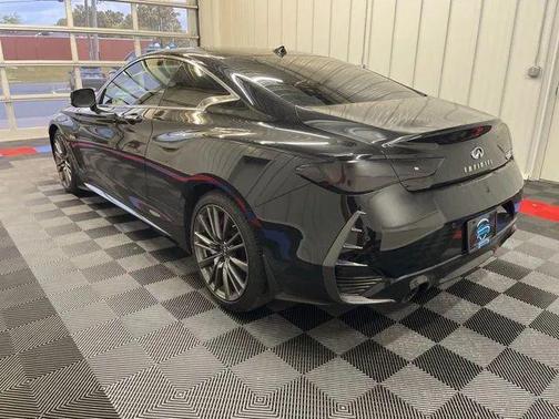2017 INFINITI Q60 3.0t Red Sport 400