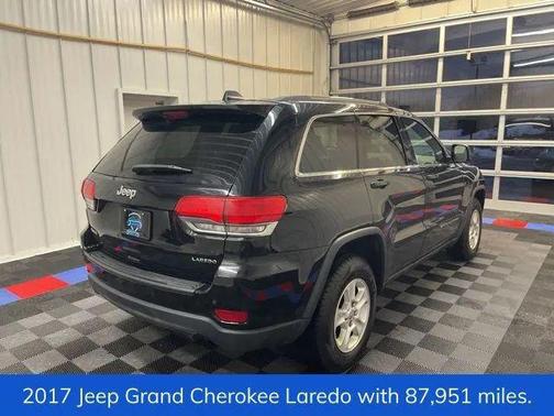 2017 Jeep Grand Cherokee Laredo